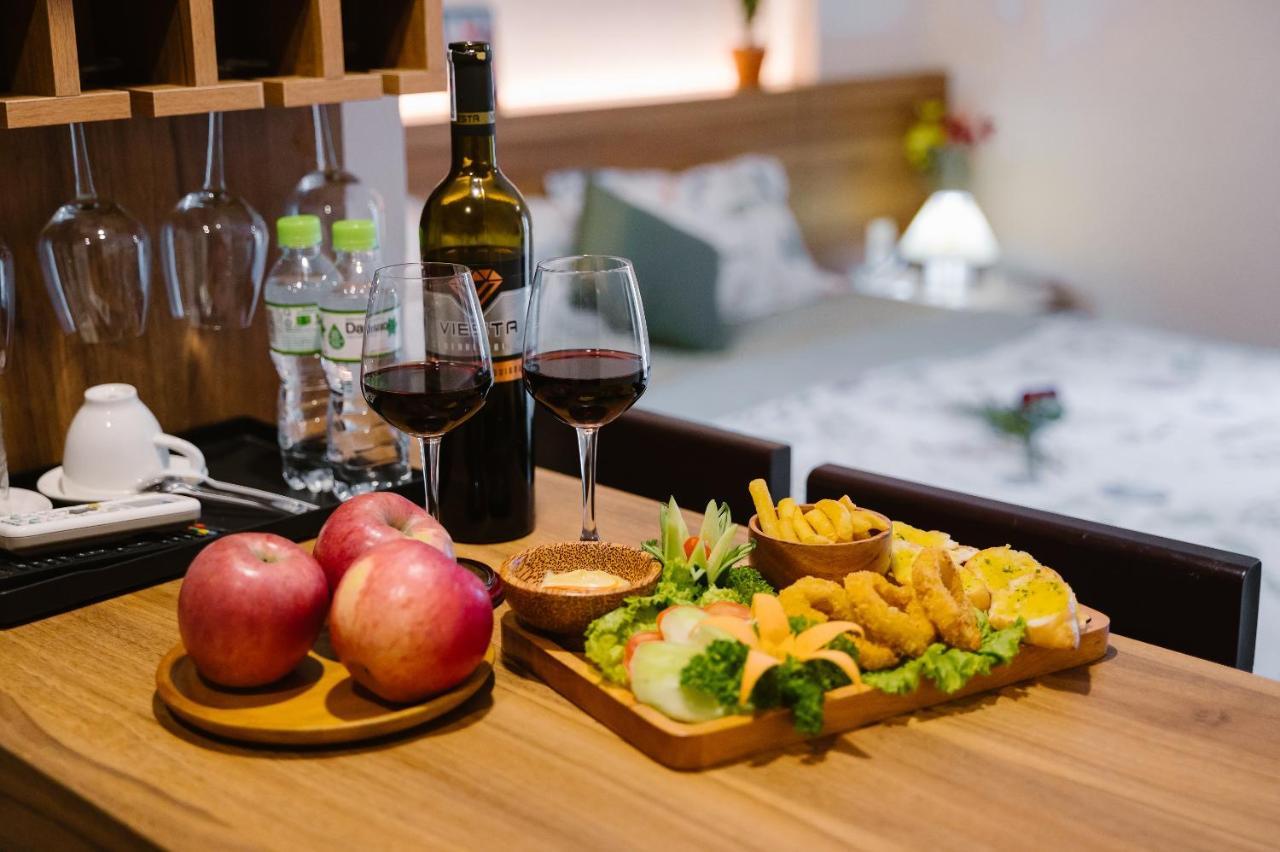 Nalini Hotel & Apartment Дананг Екстер'єр фото